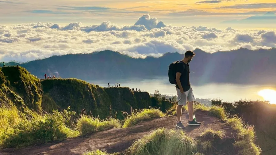 Bali: Sunrise Mount Batur Hike with Breakfast